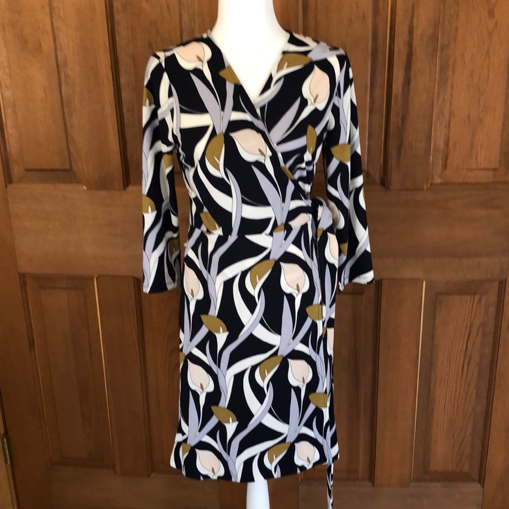 Ann Taylor Iris Print Wrap Dress **New With Tags